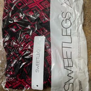 BNWT SweetLegs Leggings Petite
